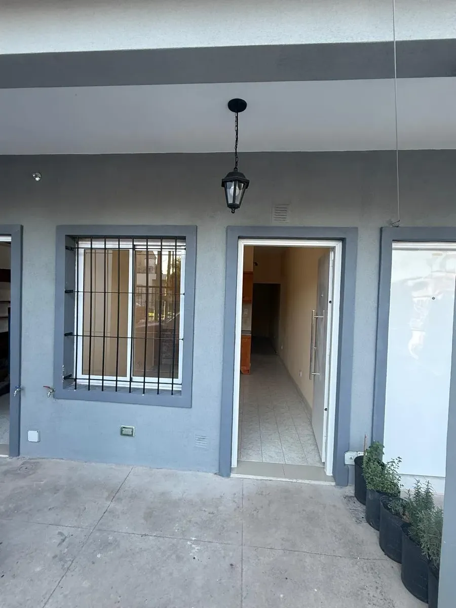 Apartamento novo de dois ambientes em Villa Tesei, Hurlingham