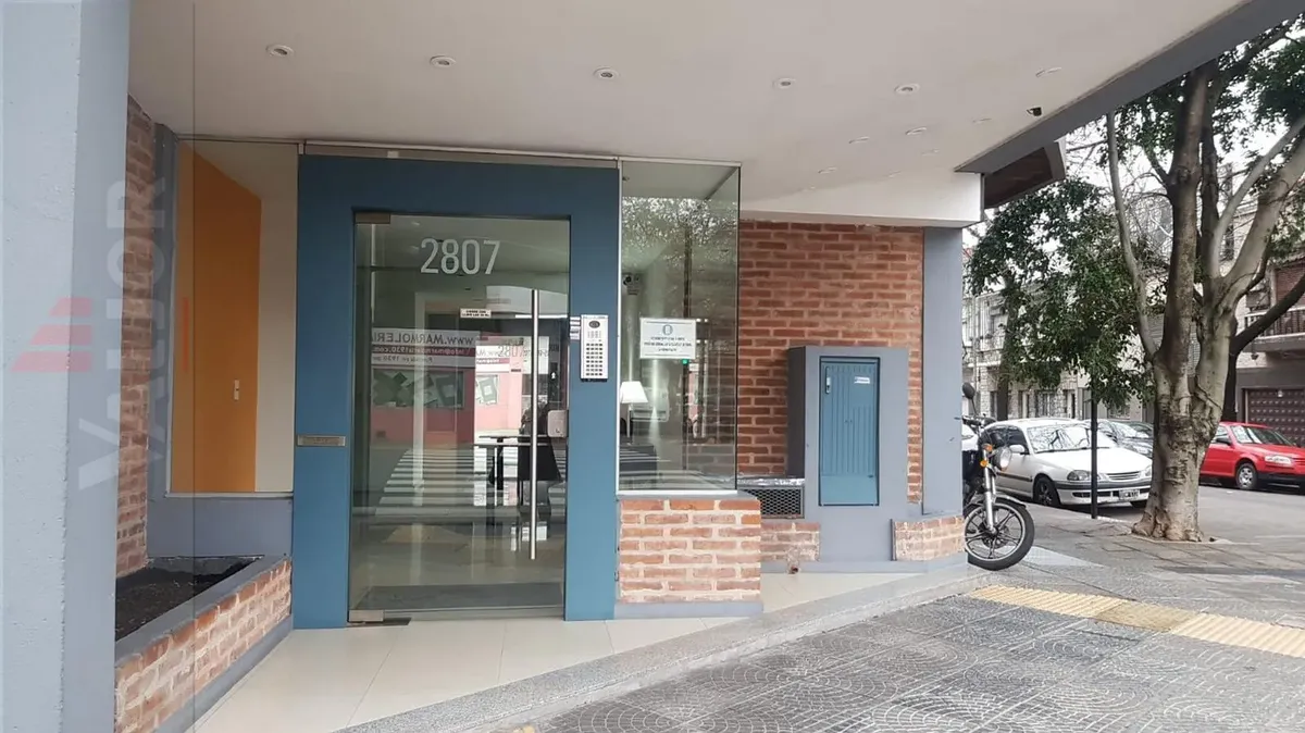 Departamento de 2 ambientes con balcón al frente en Villa Ortúzar