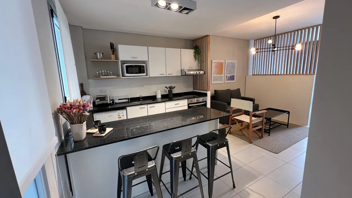 Kitnet com comodidades no Palermo