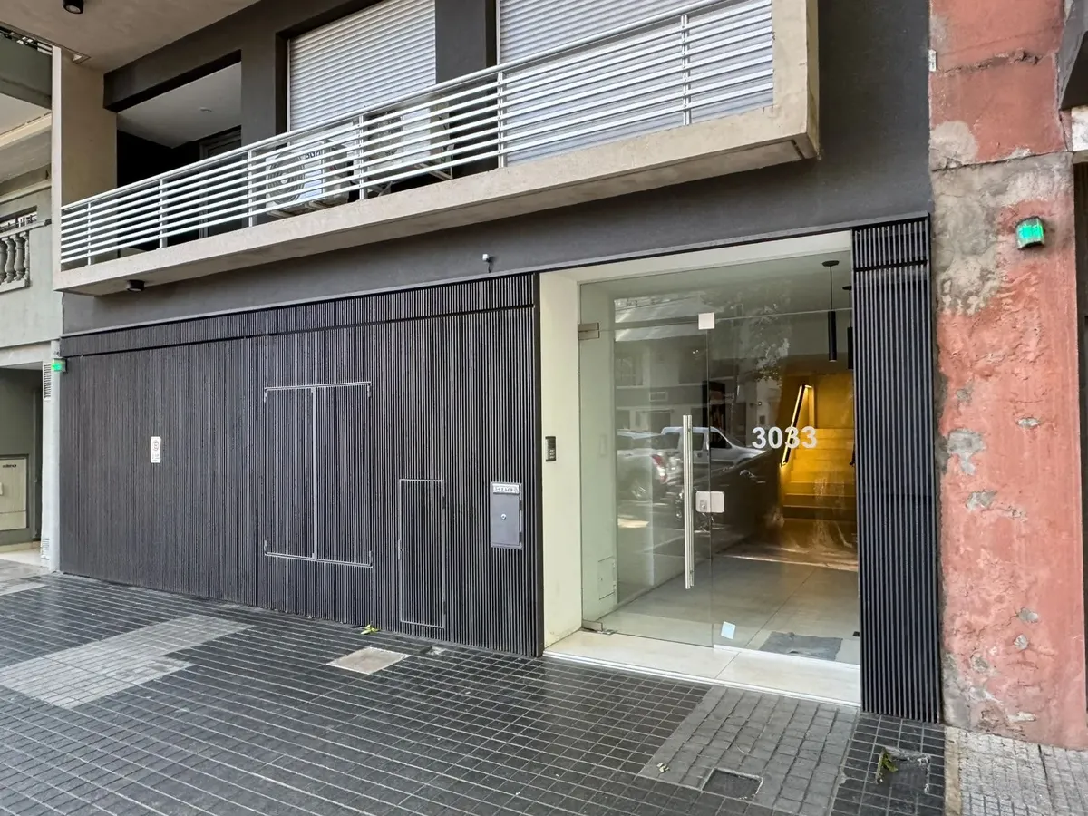 Three-room apartment with fixed parking in Agronomía
