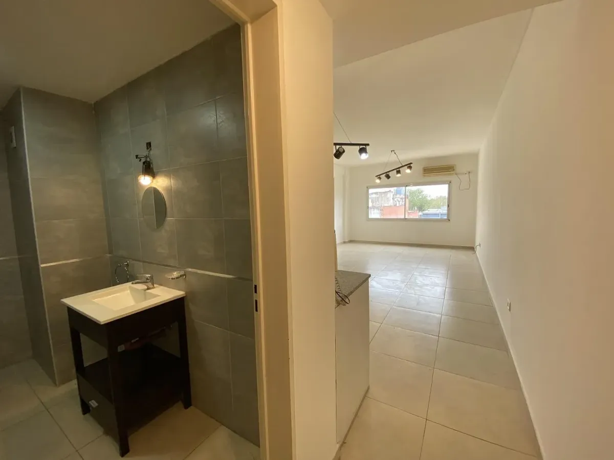 Kitnet para alugar em San Miguel