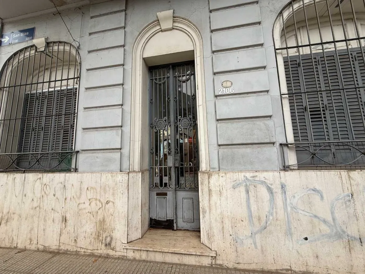 Three-bedroom four-room house for rent in Villa General Mitre