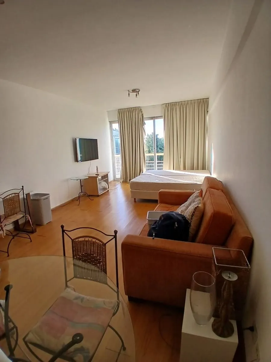 Monoambiente Moderno Con Muebles - Pileta- Seguridad