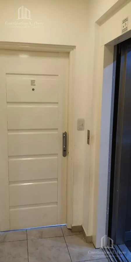 Apartamento de dois ambientes em Lanús Centro