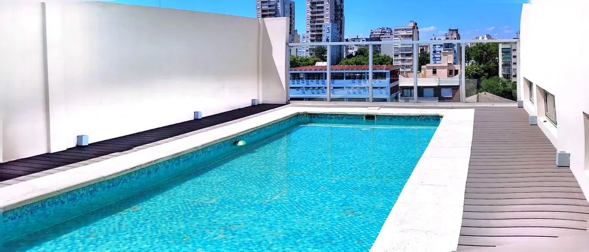 Квартира-студия с балконом в Flores