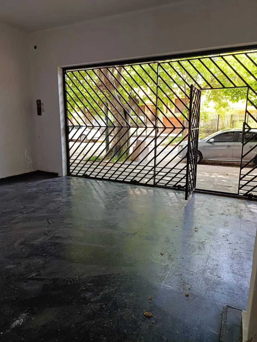 Ph En Venta O Alquiler. Excelente Ubicación. Lomas De Zamora Oeste