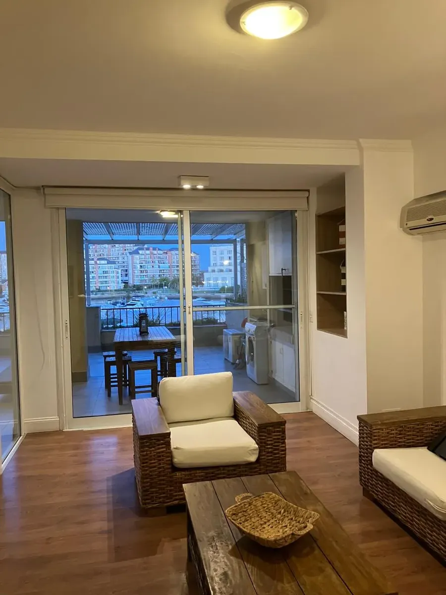 Furnished one-bedroom apartment with 40 m² terrace in Tigre