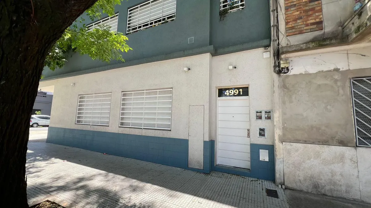 PH de 2 ambientes con balcón en Villa Pueyrredón