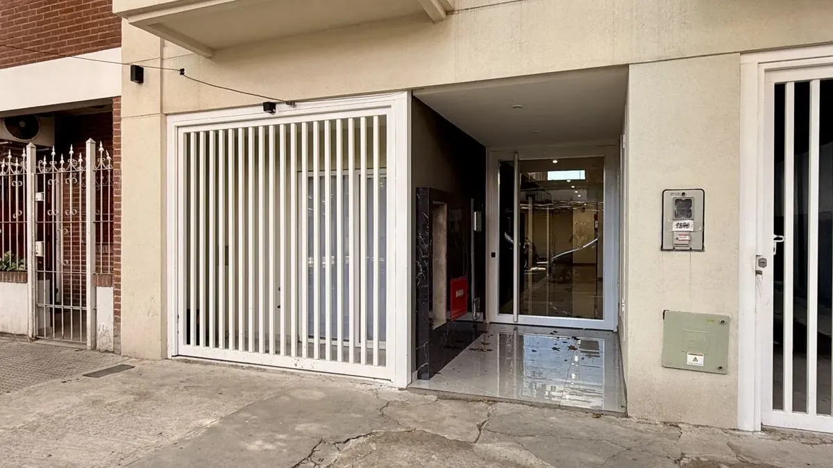 Квартира-студия на первом этаже с патио в Mataderos