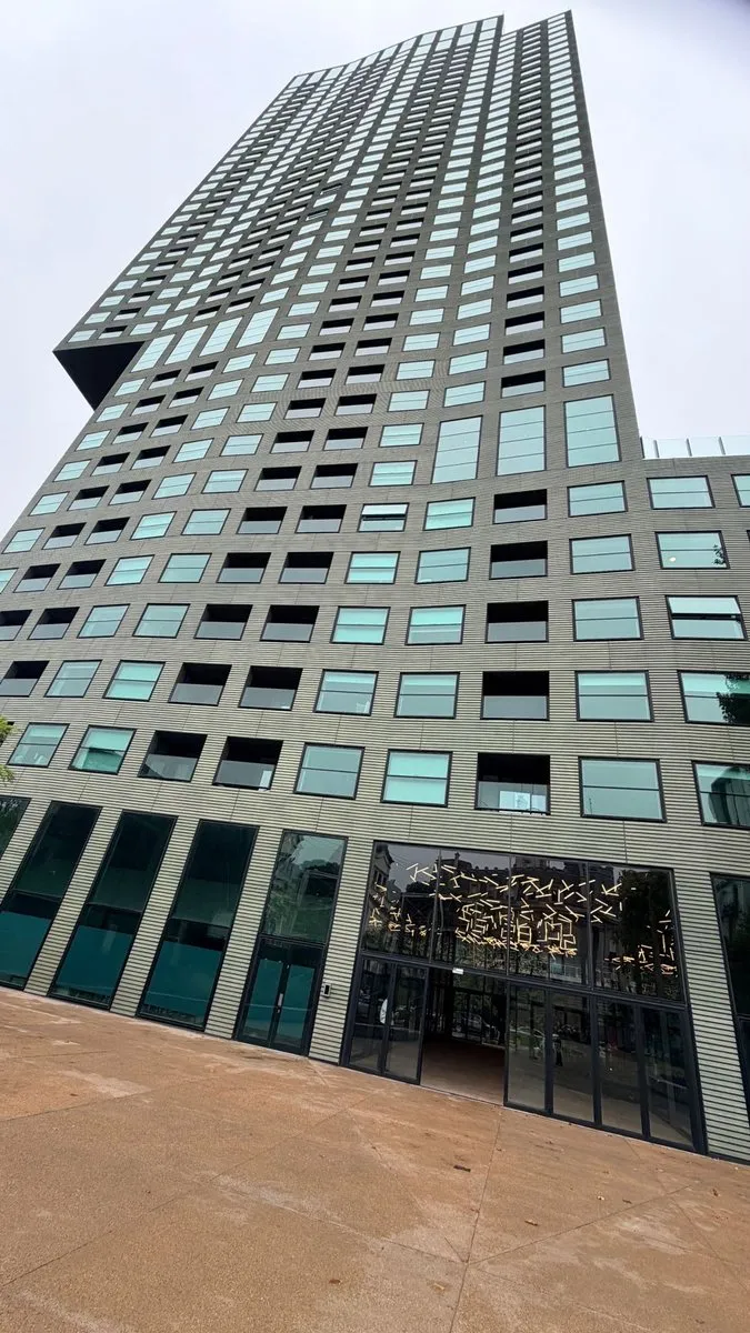 Apartamento de 2 ambientes com vaga de garagem em Puerto Madero