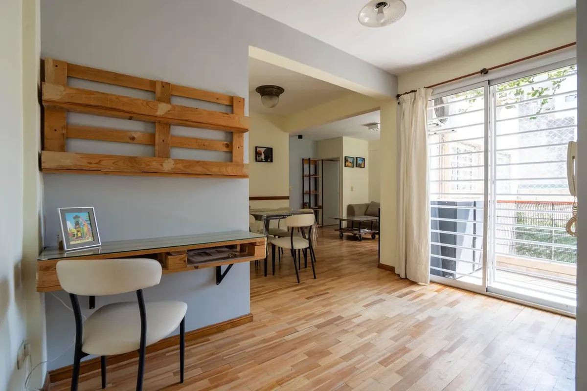 Departamento amoblado de 2 ambientes con balcón en Chacarita
