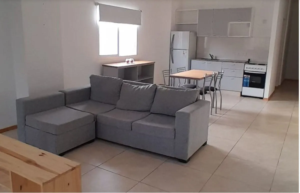 Departamento con división de 1 dormitorio en Flores