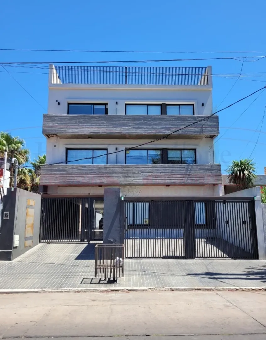 Two-room apartment with balcony and parking in La Matanza