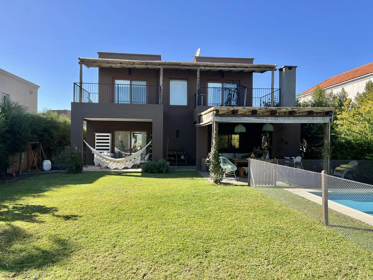 Дом с 4 спальнями в Los Sauces, Nordelta