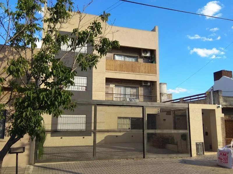 Apartamento de 3 ambientes com 2 dormitórios em Tres de Febrero