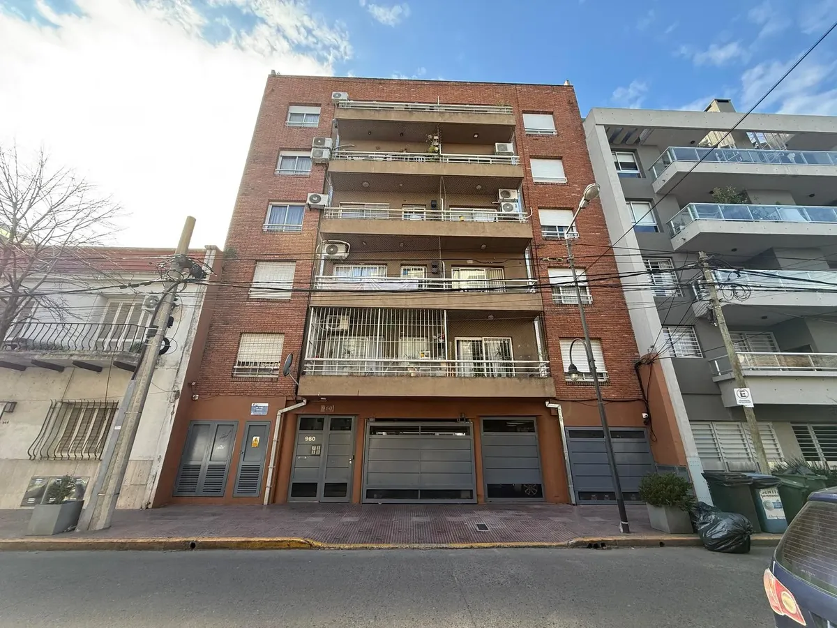 Departamento de 2 ambientes con cochera en San Fernando