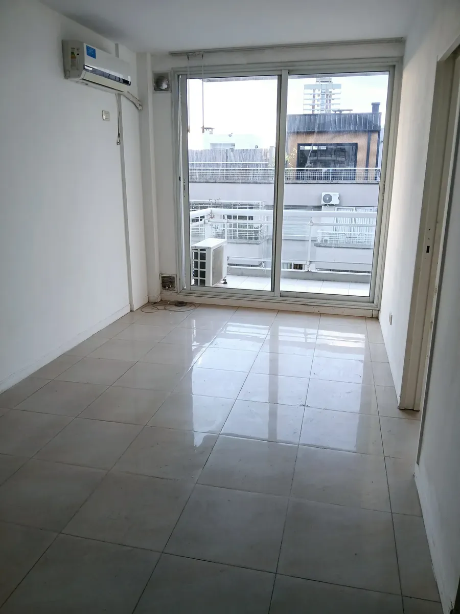 Departamento de 1 dormitorio en alquiler en Flores