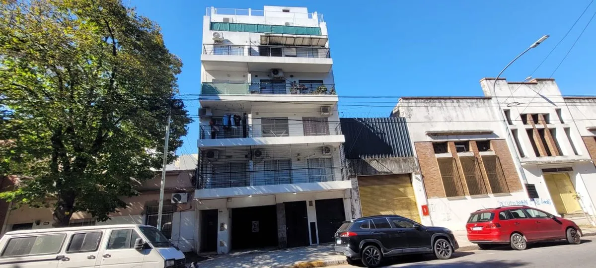 Квартира-студия в Villa Devoto с балконом