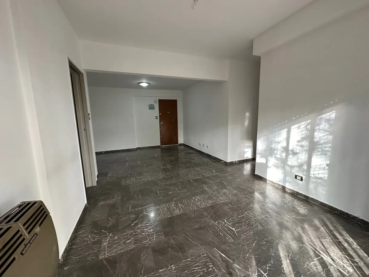 Квартира с 1 спальней и балконом в Saavedra