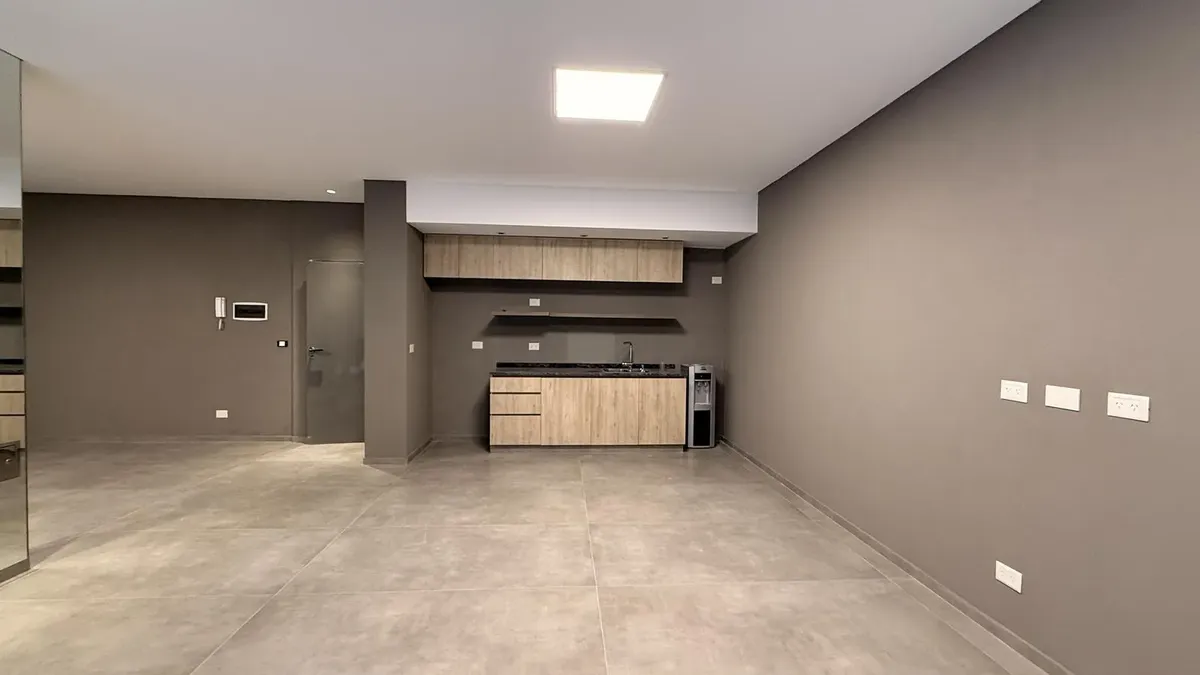 Apartamento de dois ambientes novo com varanda em Boedo