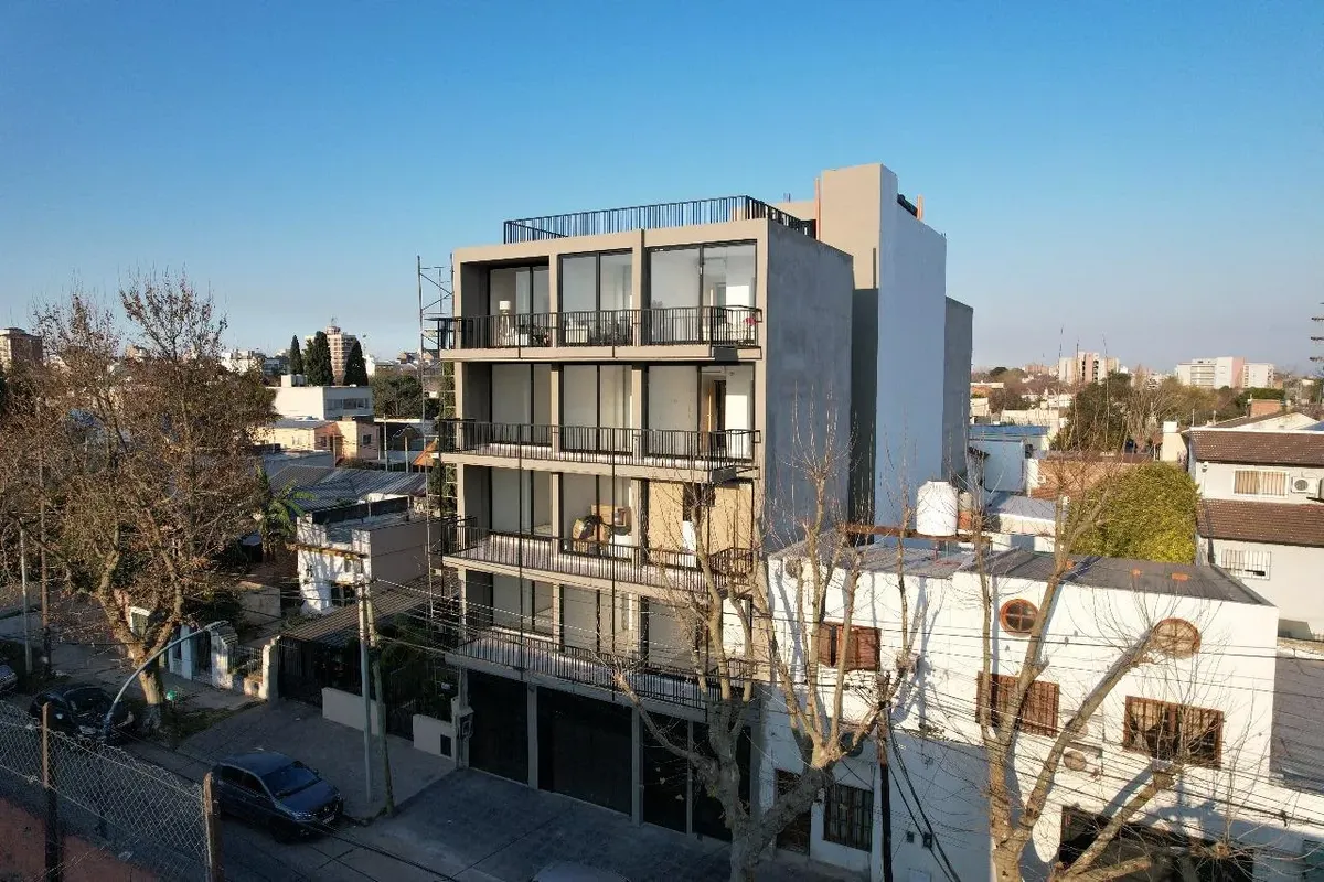 Studio apartment with parking in Tigre