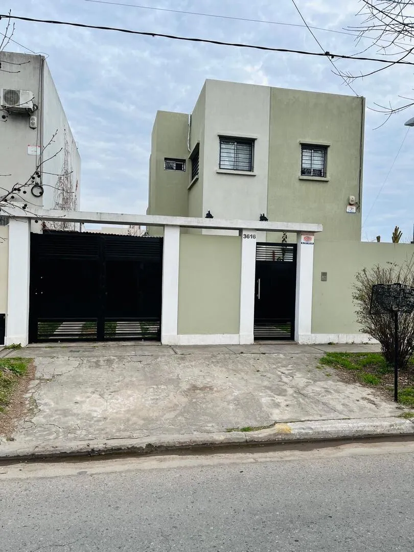 Casa En Alquiler En La Plata