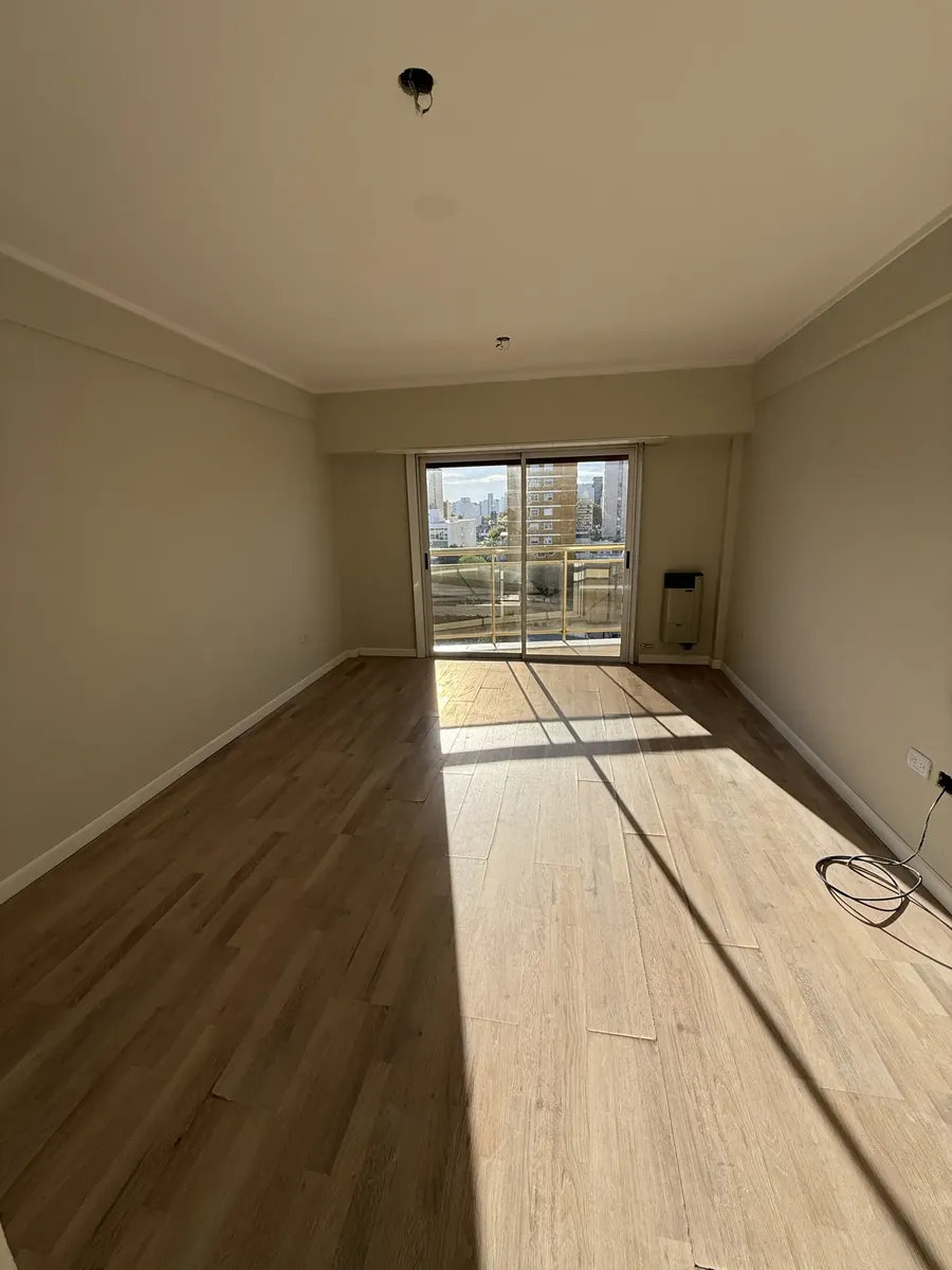 1-bedroom half-floor unit in La Plata