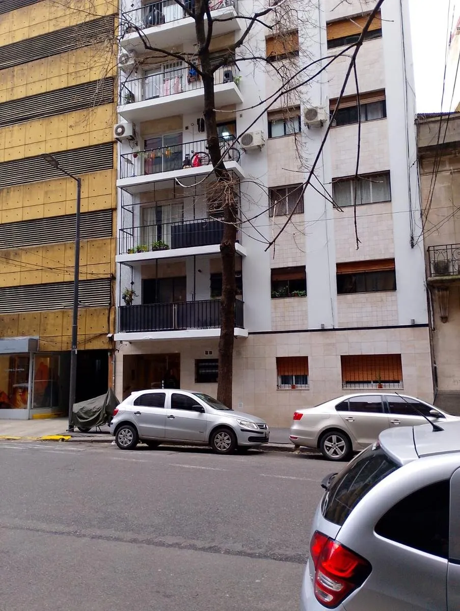 Двухкомнатная квартира с балконом в Palermo
