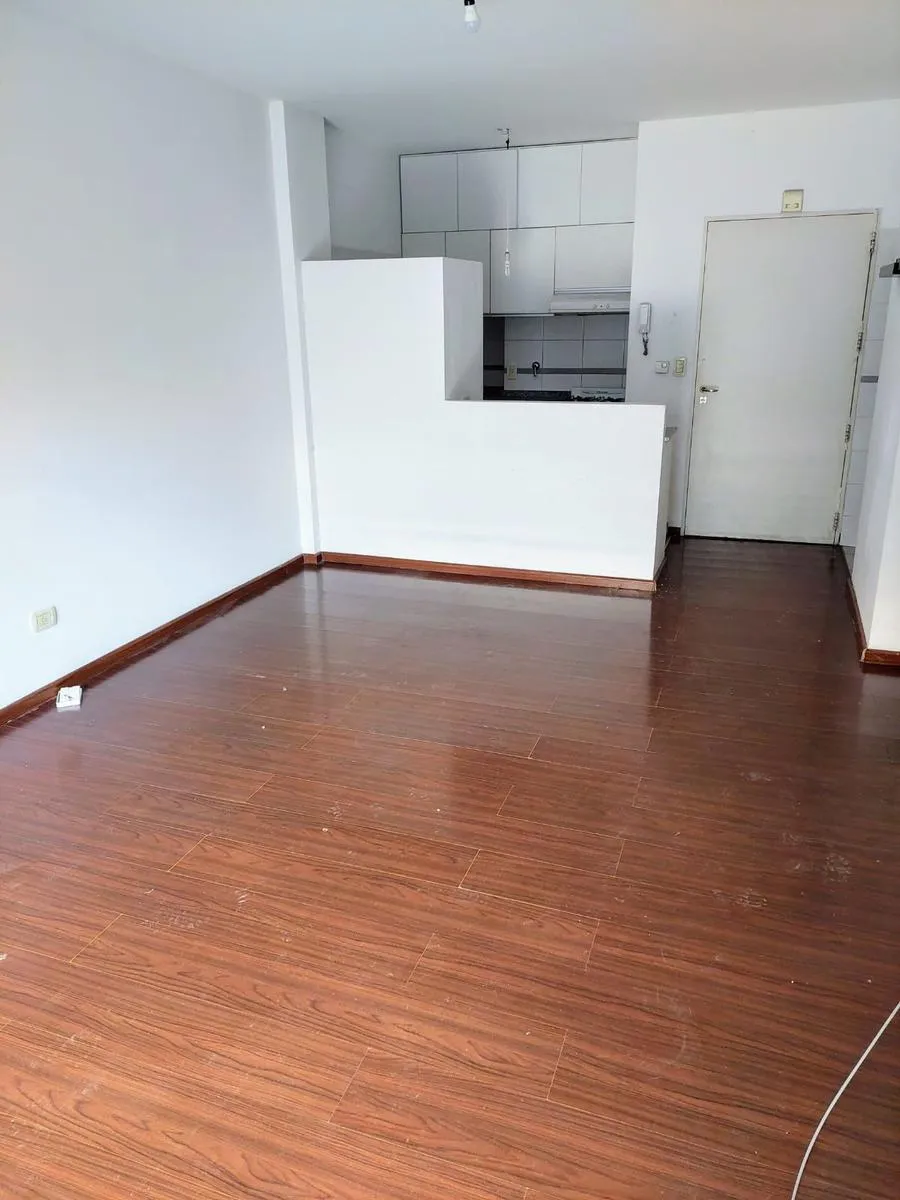 Two-bedroom, three-room apartment in Villa Urquiza