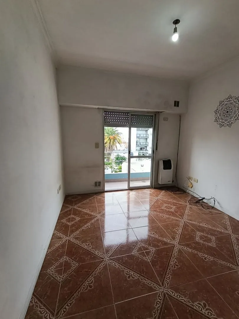 Kitnet de estúdio no Centro de San Justo, com varanda em La Matanza