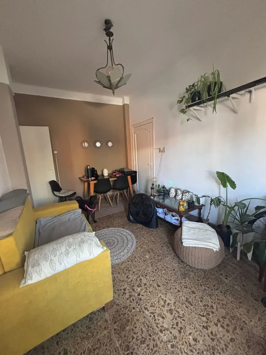 Departamento de 3 ambientes con patio y cochera en Villa Lugano