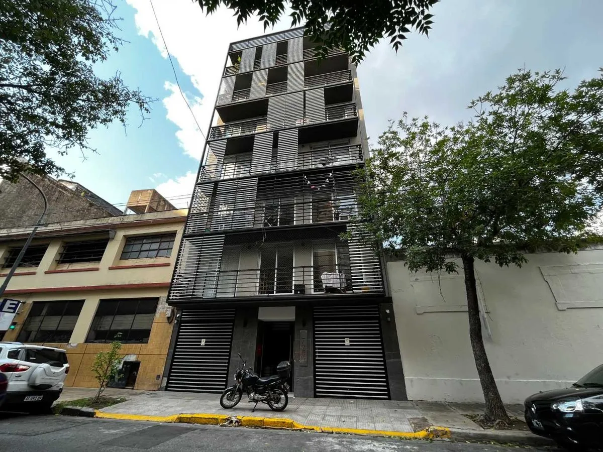 Two-room apartment in Almagro near Parque Centenario