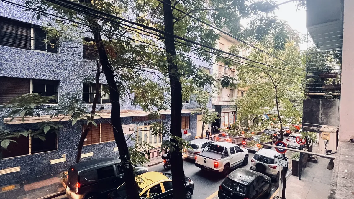 Квартира-студия с отдельной кухней в Balvanera