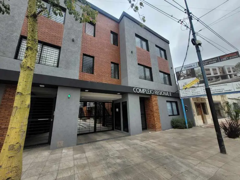 Apartamento duplex de 2 quartos em Lanús Este