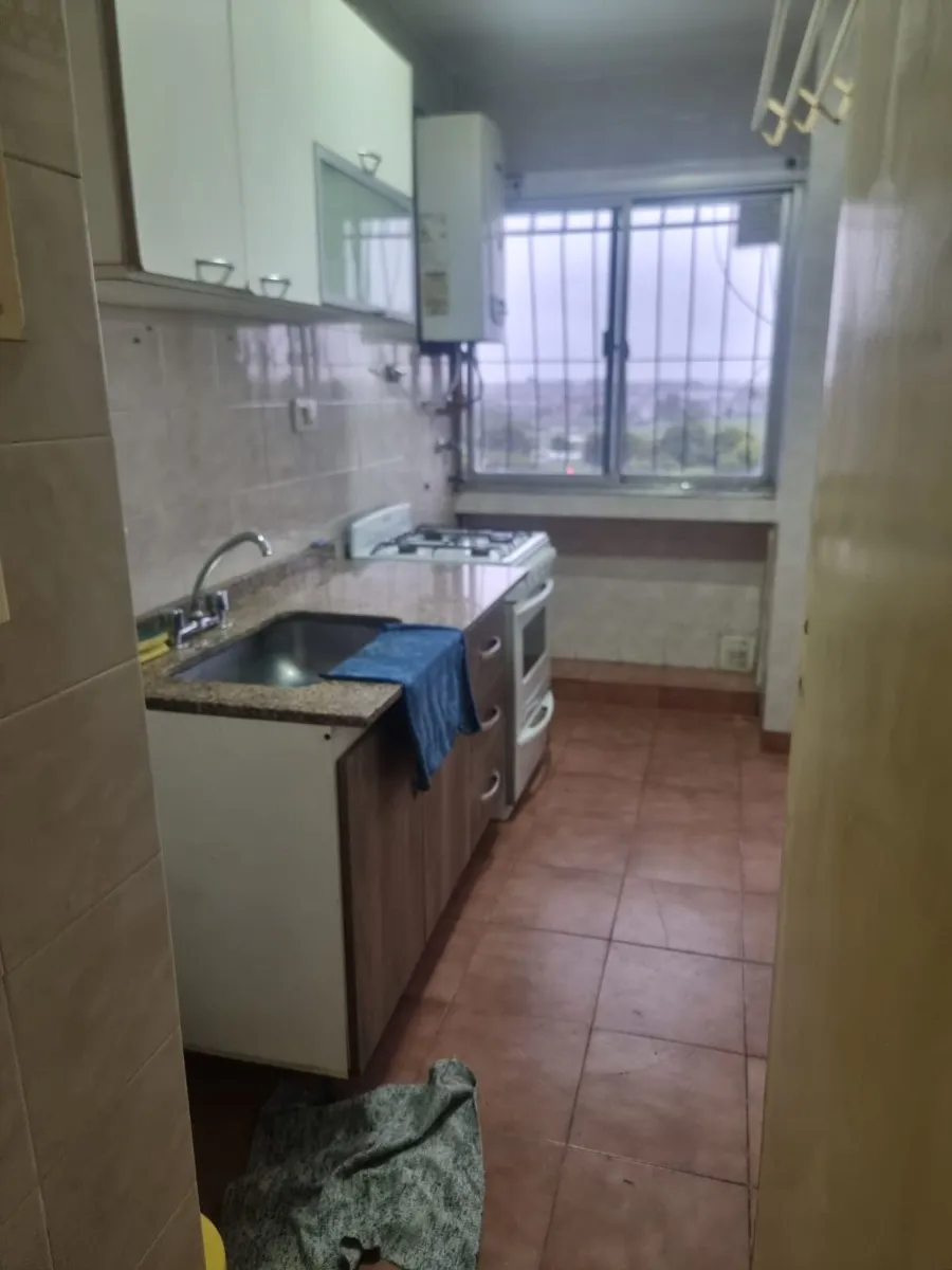 Apartamento de 3 ambientes com 2 dormitórios em Villa Lugano