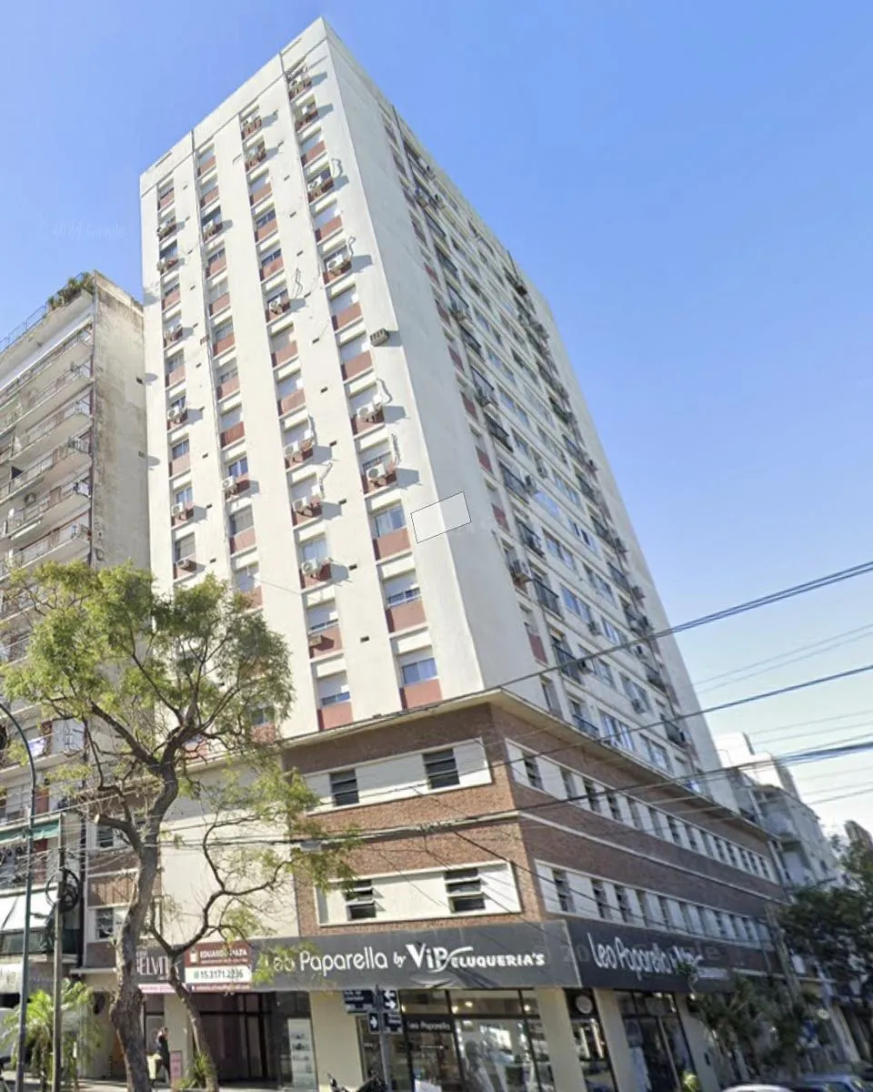 Квартира 4 комнаты с 3 спальнями и парковочным местом в Olivos