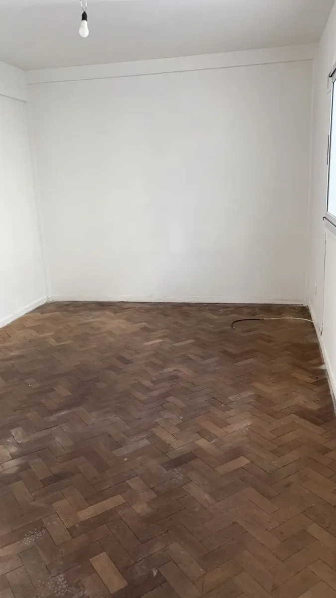 Apartamento de três ambientes em Villa Santa Rita