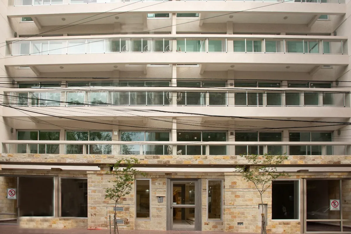 Two-bedroom apartment with parking in Olivos, Vicente López