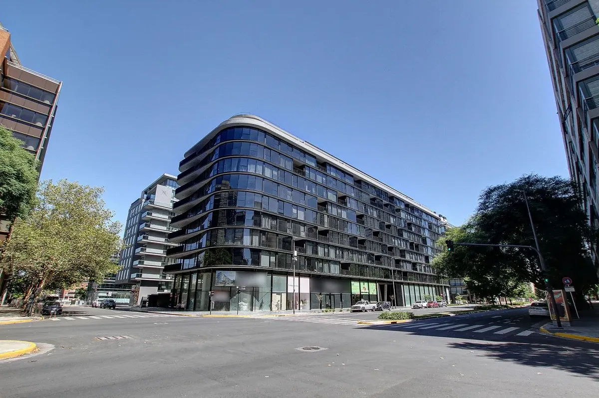 Furnished one-bedroom, two-room apartment with parking in Puerto Madero