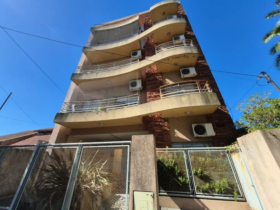 Квартира с 1 спальней в Esteban Echeverría