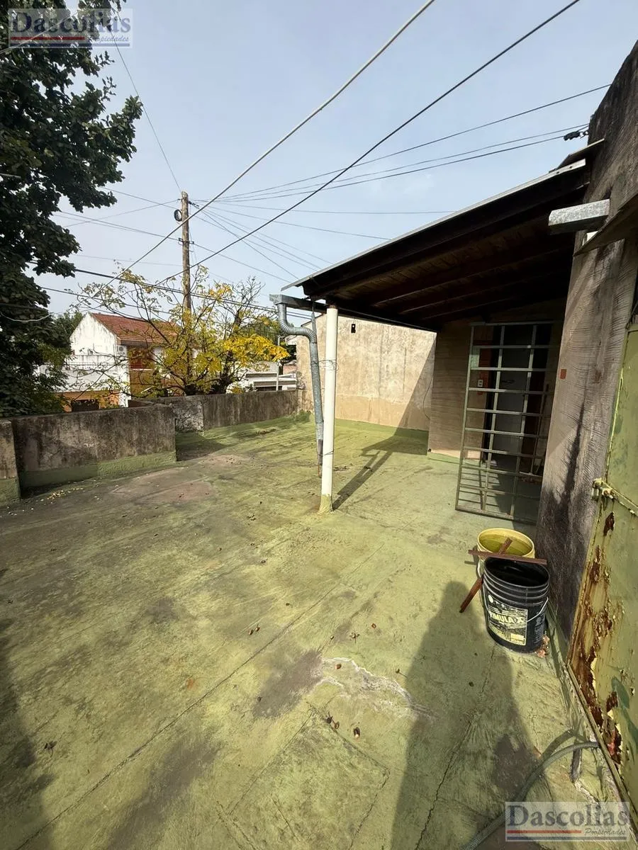 Three-room house with patio, terrace and BBQ grill in Lomas de Zamora