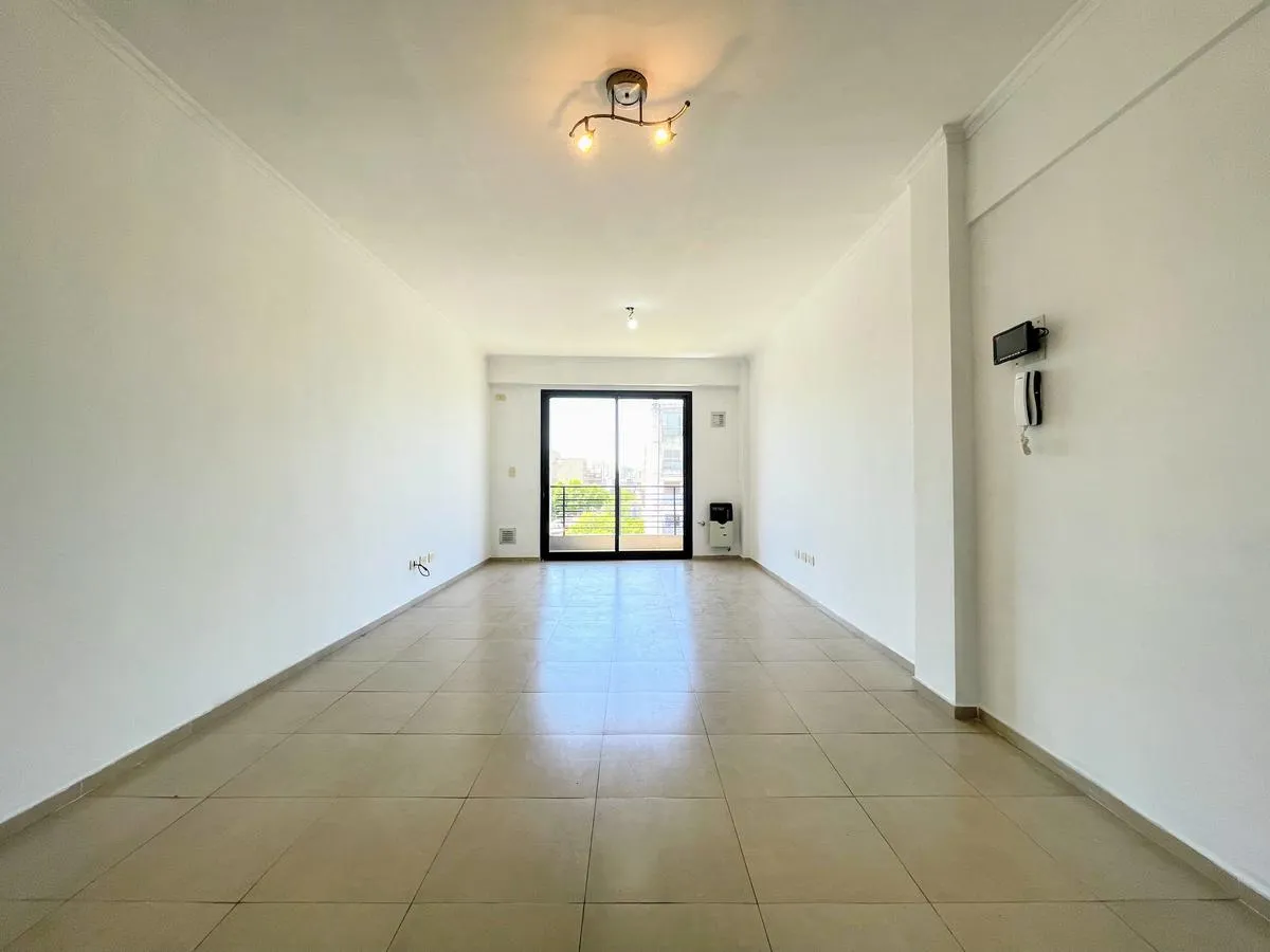 Apartamento tipo kitnet com varanda em Floresta