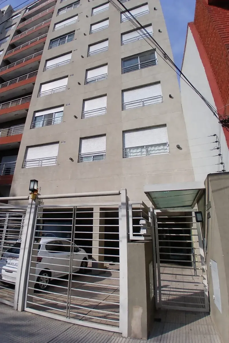 Kitnet com cozinha separada em Morón Sur