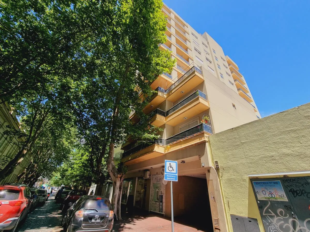 Unfurnished studio apartment in General San Martín (contra-frente)