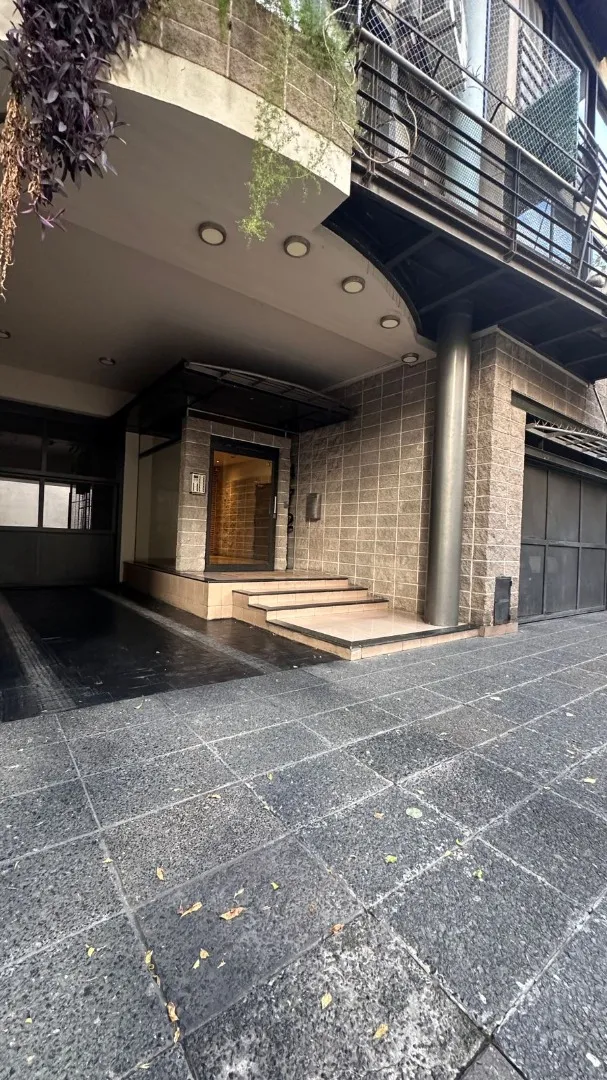 Двухуровневая квартира с 1 спальней в Caballito
