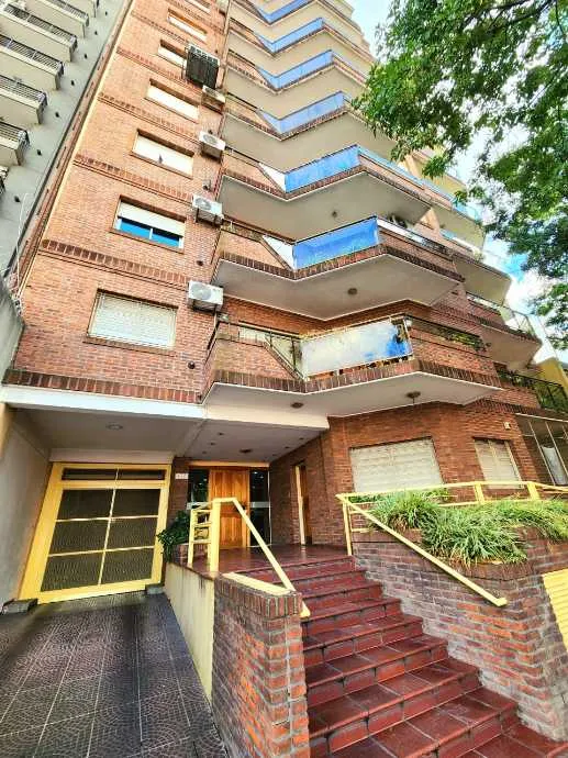 Departamento de 3 ambientes en Morón Sur