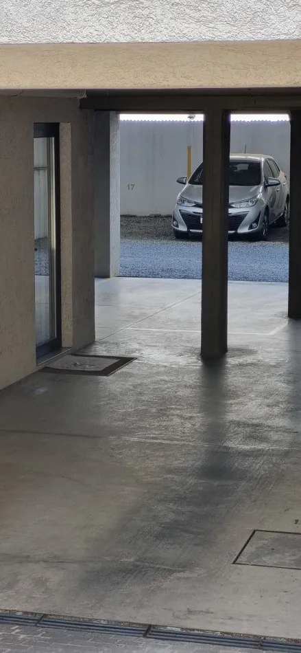 Departamento de 2 ambientes con cochera cubierta en Morón