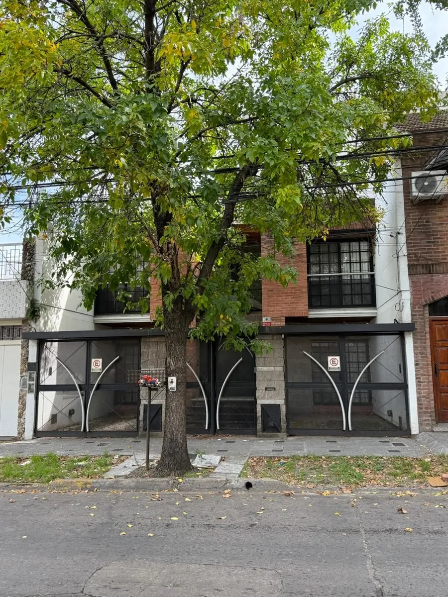 Two-bedroom duplex in General San Martín Centro