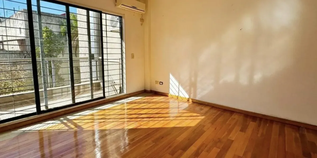 Kitnet com varanda e vista aberta em Almagro