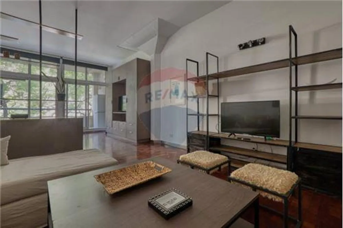 Studio apartment with pool in Colegiales